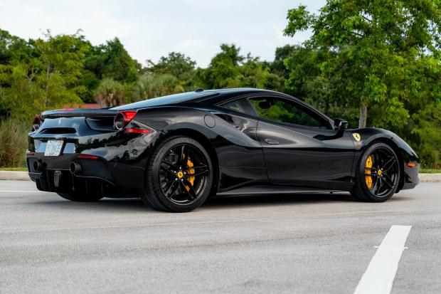 dsc02201-scaled-copy-2026-08-28-7ru-57443-1 8k-Mile 2016 Ferrari 488 GTB