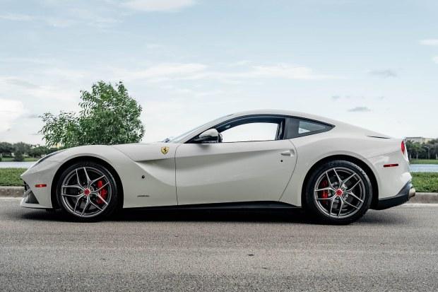 dsc06243-scaled-copy-2026-09-11-v46-39445 12k-Mile 2017 Ferrari F12berlinetta