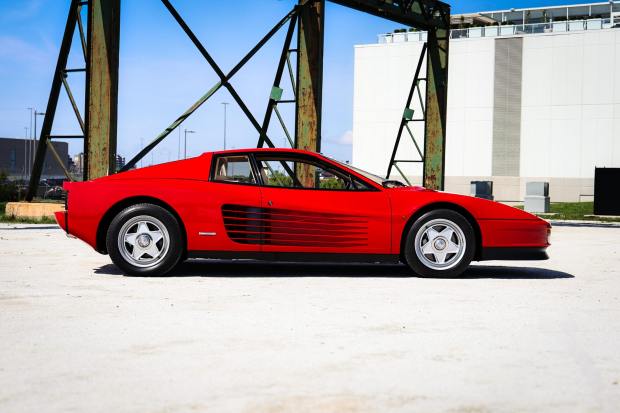 img_4465-scaled-92204-1 Euro 1986 Ferrari Testarossa