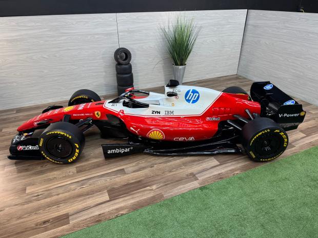 img_4966-scaled-01678-1 No Reserve: 3:5-Scale Ferrari SF-Style Display Model