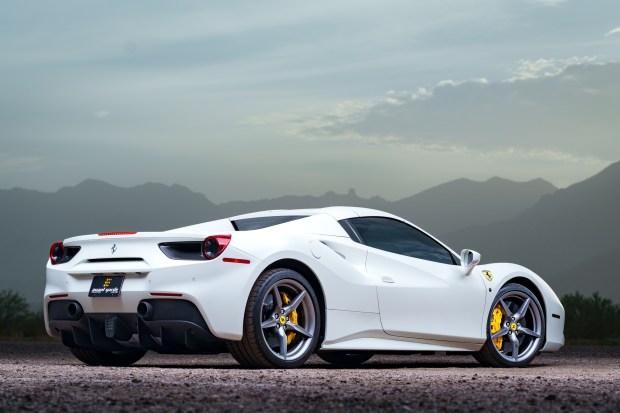 5k-Mile 2018 Ferrari 488 Spider