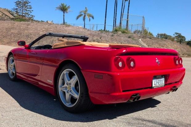 1000019685-scaled-copy-2026-10-15-zwg-689394192dcaf183c8a3518004129e98 19k-Mile 1998 Ferrari F355 Spider 6-Speed