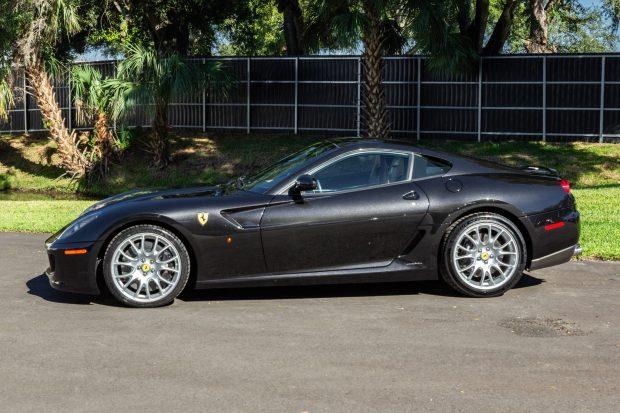 5k-Mile 2007 Ferrari 599 GTB Fiorano