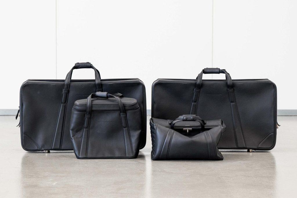 Four-Piece Ferrari 550 Maranello Luggage Collection by Schedoni 2mb_-_550_maranello_luggage_set_4-scaled-copy-2026-10-20-y26-c40027d836336e263ab4177d8554708c-1