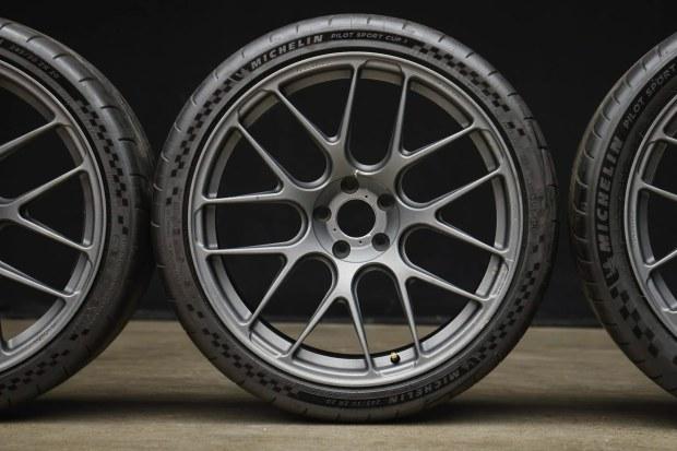 36a6680-scaled-copy-2026-10-02-dn1-63514 No Reserve: 20×10″ and 20×12″ Brixton Forged Wheels for Ferrari