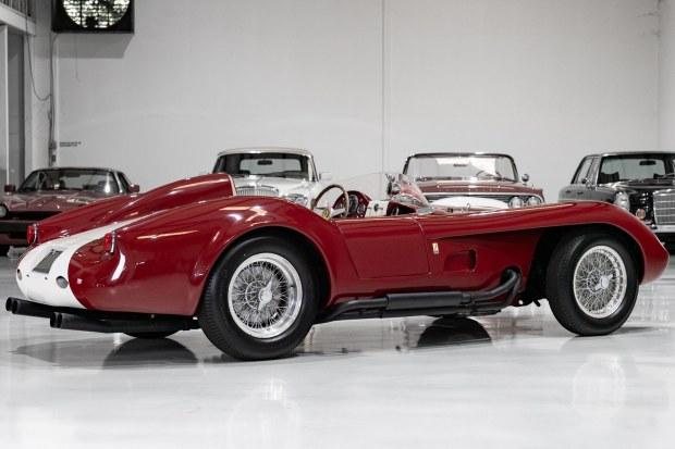900122_t1e2_-_5-1-copy-2026-10-18-cgb-916cd83106578cb31e6a9504d3d4bc84-1 Ferrari 250 Testa Rossa "Pontoon Fender" Re-Creation