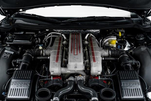 batblack550-71v2-scaled-copy-2026-10-06-qy6-22332 17k-Mile 1999 Ferrari 550 Maranello