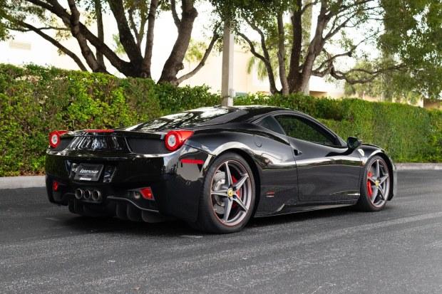 dsc00030-scaled-copy-2026-10-20-rlv-4279ad2a44f2e564495b94cf32479372 13k-Mile 2014 Ferrari 458 Italia