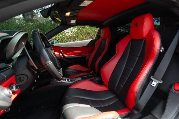dsc00164-scaled-copy-2026-10-20-4lk-5839d85624bc57999a7b1999729ec693 13k-Mile 2014 Ferrari 458 Italia