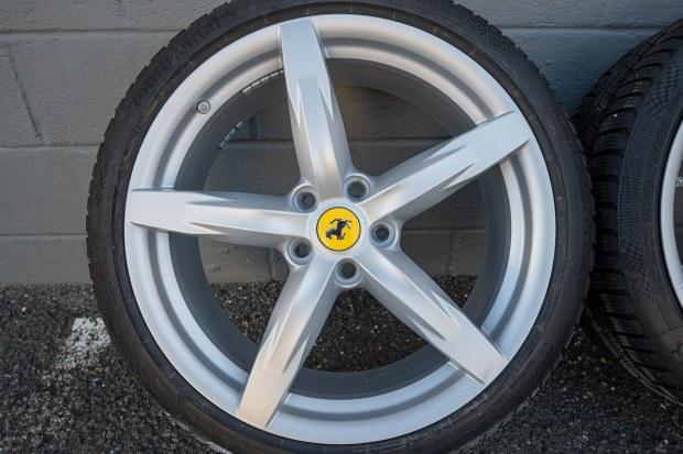 No Reserve: 20x8.5" and 20x10.5" Ferrari GTC4 Lusso Wheels