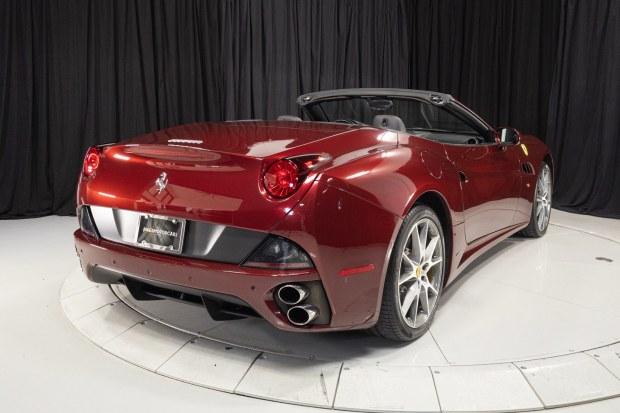 img_6695-copy-2026-08-31-62h-50026 23k-Mile 2012 Ferrari California